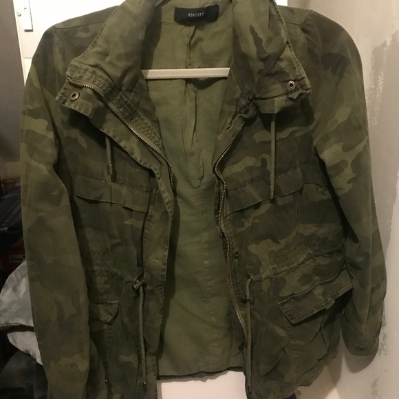 Forever 21 Jackets & Blazers - F21 Camo Jacket